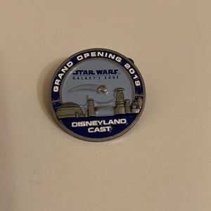 Star Wars Galaxy’s Edge Grand Opening 2019 Pin